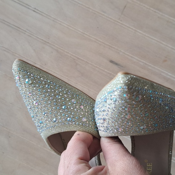 NEW Big Tree Sparkly Pointed Stilettos Gold Sparkly Iridescent Rhinestones Glam - Picture 8 of 11